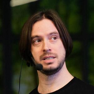 Александр Погорелов